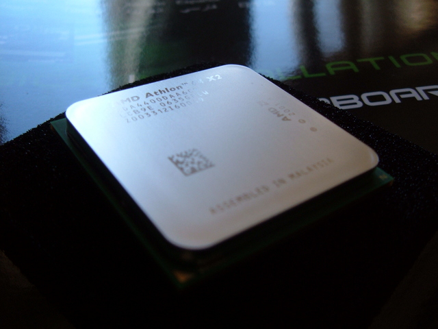 Brand new OEM AMD Athlon64 X2 4400+